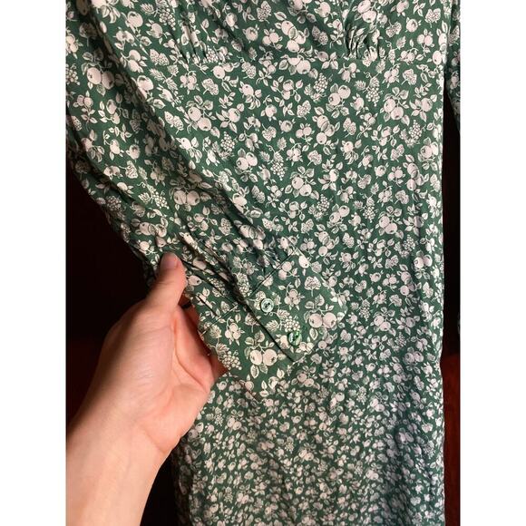 & Other Stories NWOT Green Fruit Novelty Print Dress - Picture 8 of 12